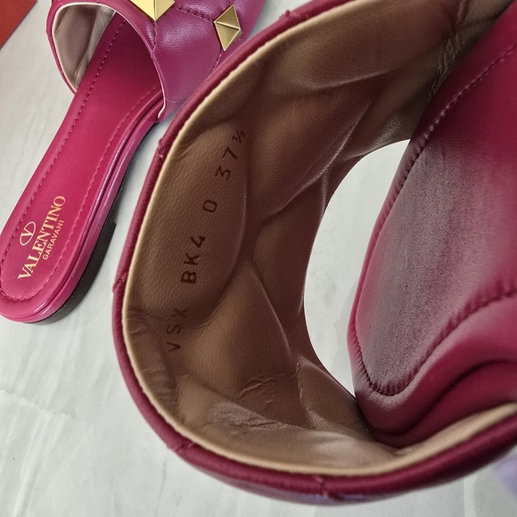 Valentino Leather Sandals - Picture 5 of 9